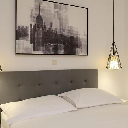 S&a 3br 度假居 比比涅