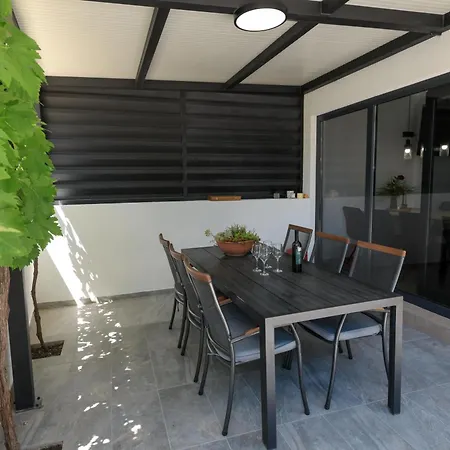 S&a 3br Casa vacanze Bibinje