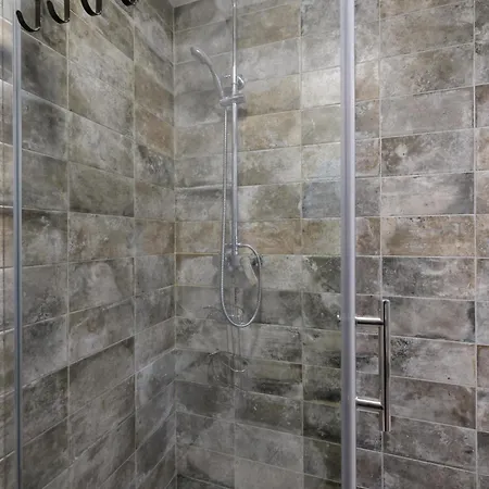 S&a 3br 比比涅