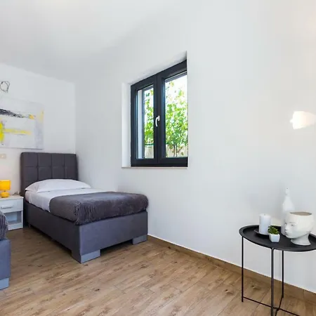 Holiday home S&a 3br Bibinje